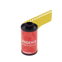Цветен филм Harman Phoenix ISO 200 135-36