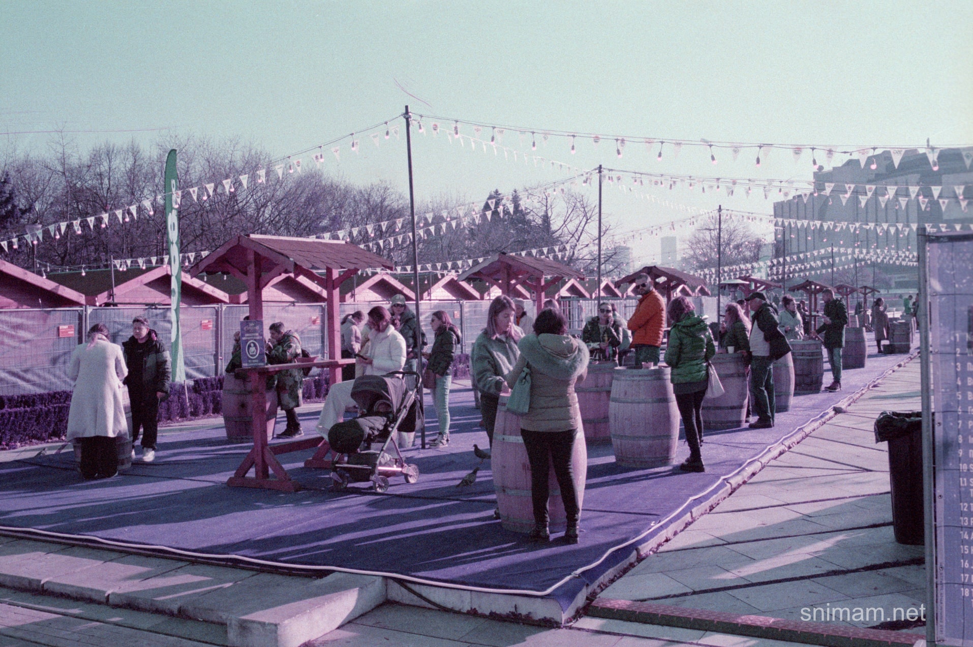 Филм Lomochrome Purple